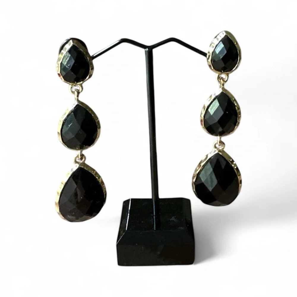 Amrita Singh Black Triple-Drop Earrings – Bold Glam Faceted Statement Chic NWOT